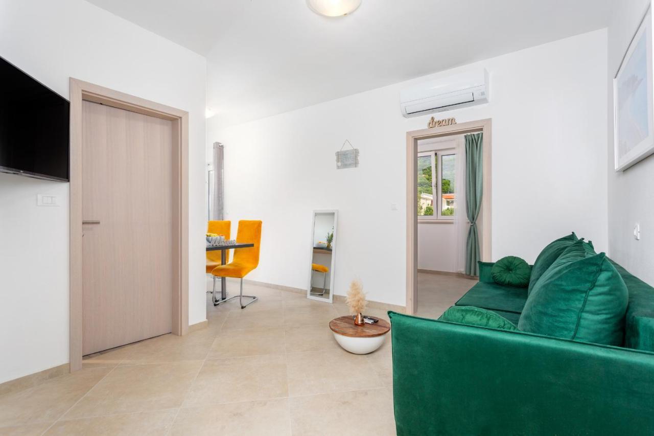 Divine Apartments Baška Eksteriør bilde