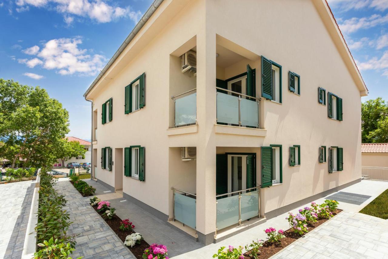 Divine Apartments Baška Eksteriør bilde