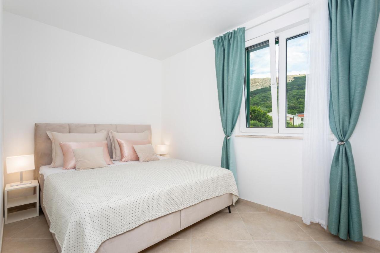 Divine Apartments Baška Eksteriør bilde