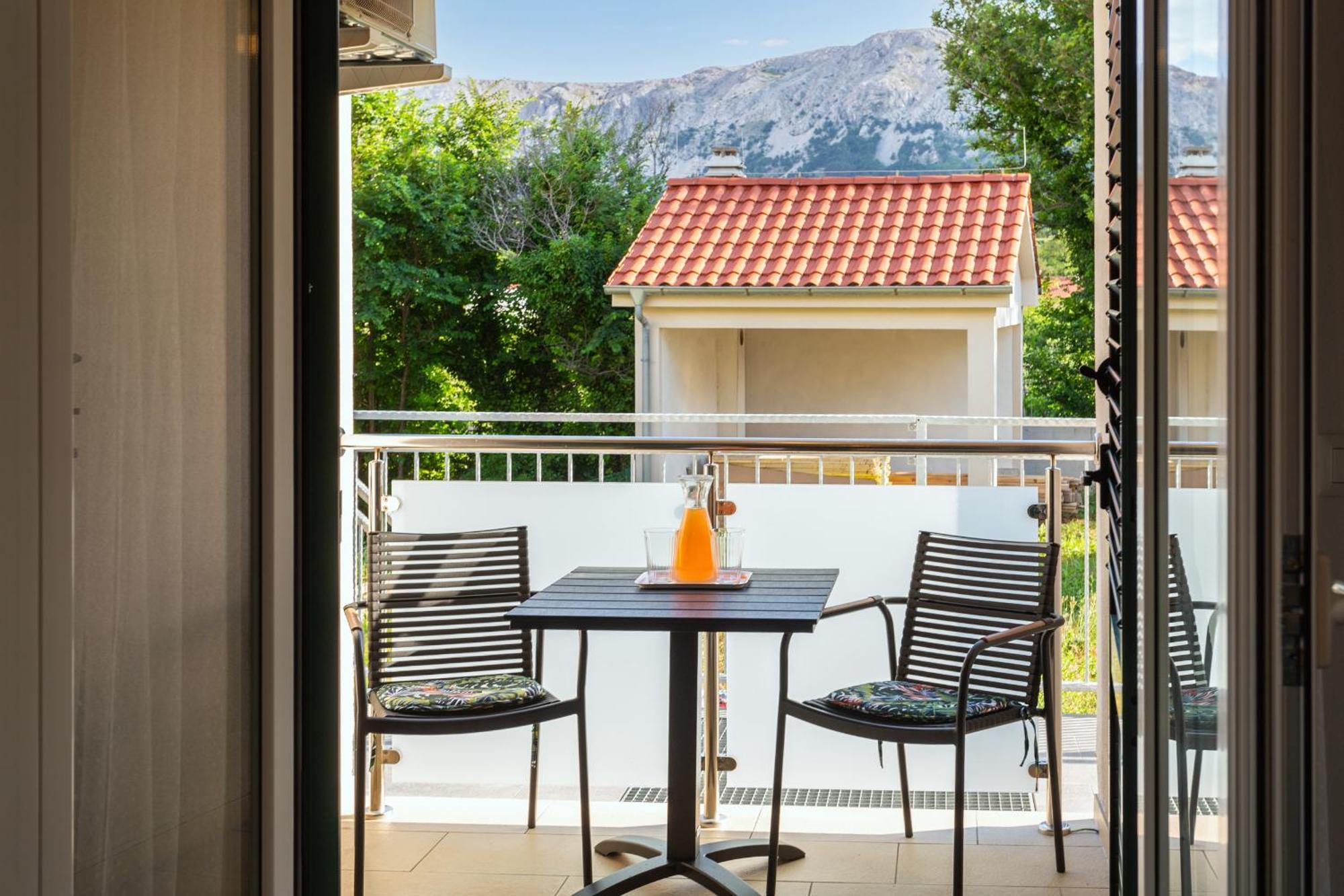 Divine Apartments Baška Eksteriør bilde